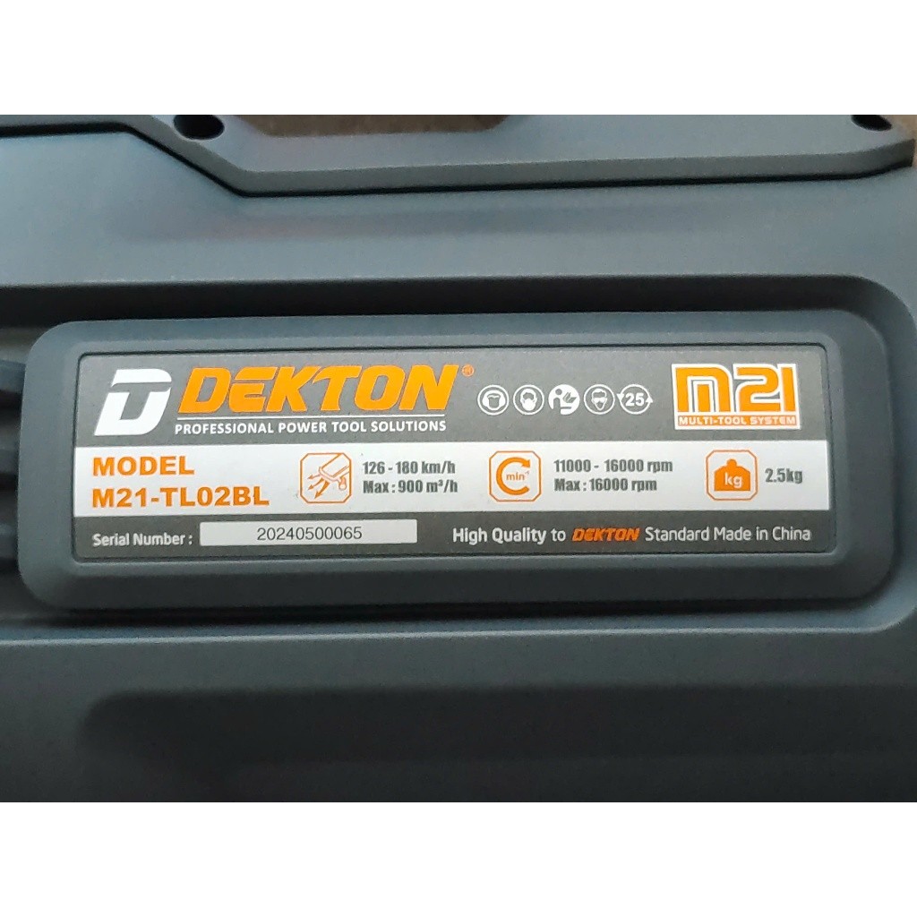 Máy Thổi Lá Dùng Pin Phổ Thông DEKTON M21-TL02BL, chế độ thổi turbo Có Thể Chỉnh Khoá Công Tắc, máy thổi bụi lớn