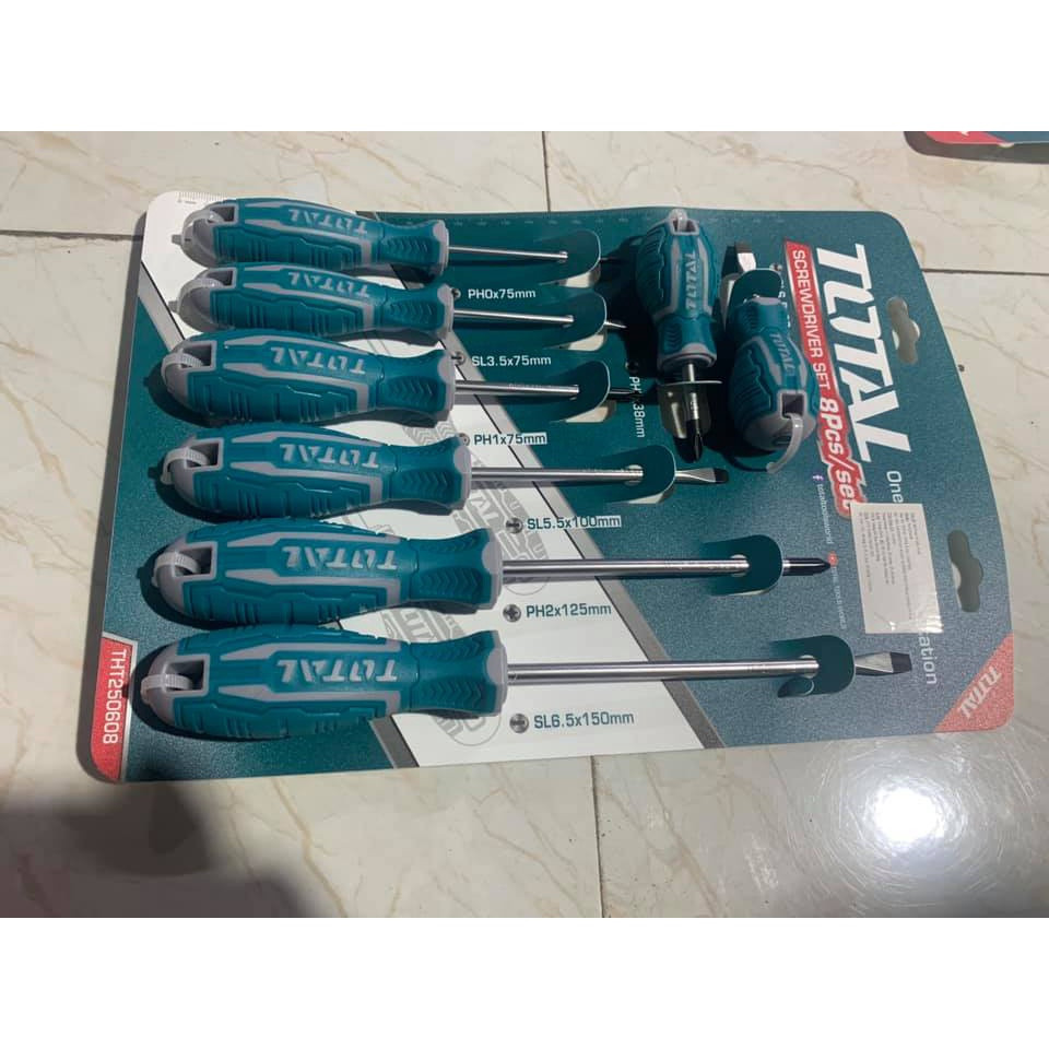 Bộ 8 Tua Vít Bake Dẹp Có Nam Châm Từ Tính TOTAL THT250608