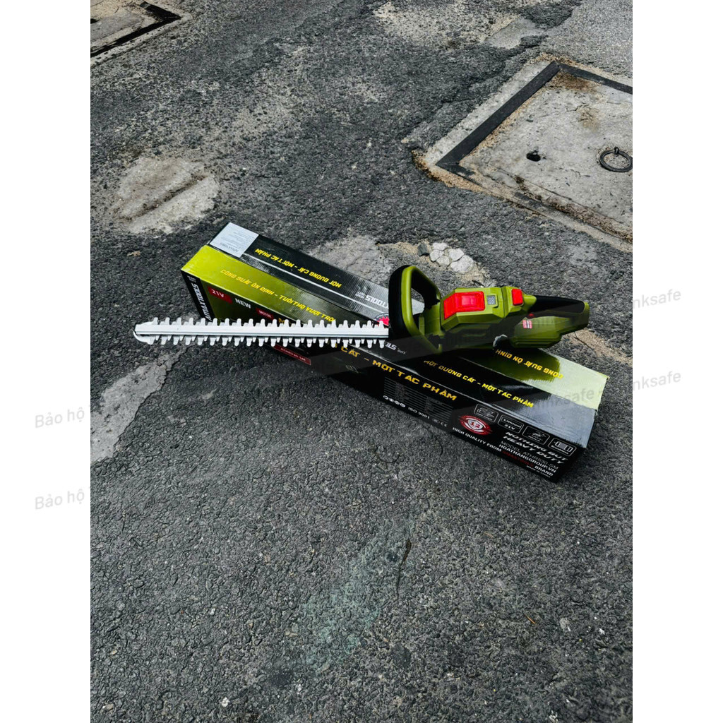Máy cắt tỉa hàng rào Amaxtools ATHR530-SM