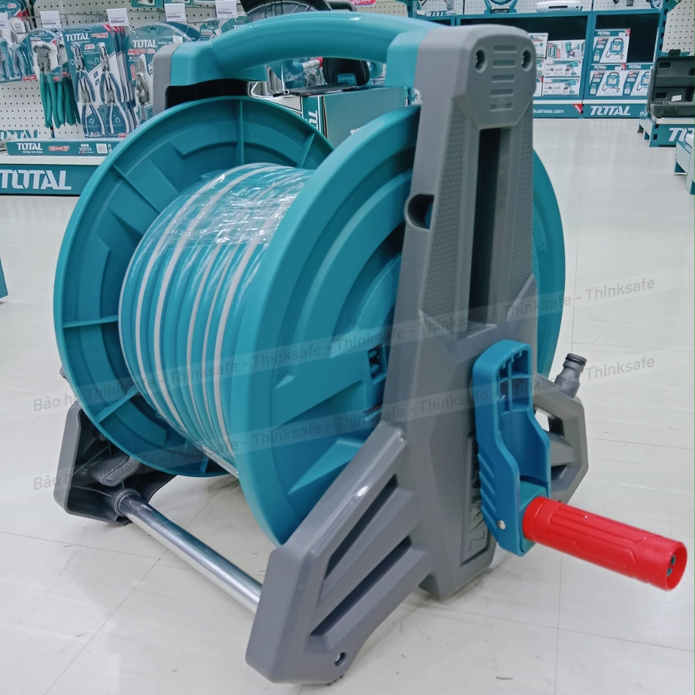 Dụng cụ cuộn ống nước TOTAL THHR40121/ THHR40122/THHR2012  chất liệu PP và Nhôm rulo cuộn ống có thể treo tường