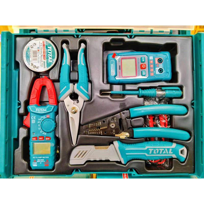 Bộ 16 dụng cụ cách điện TOTAL TOS23063