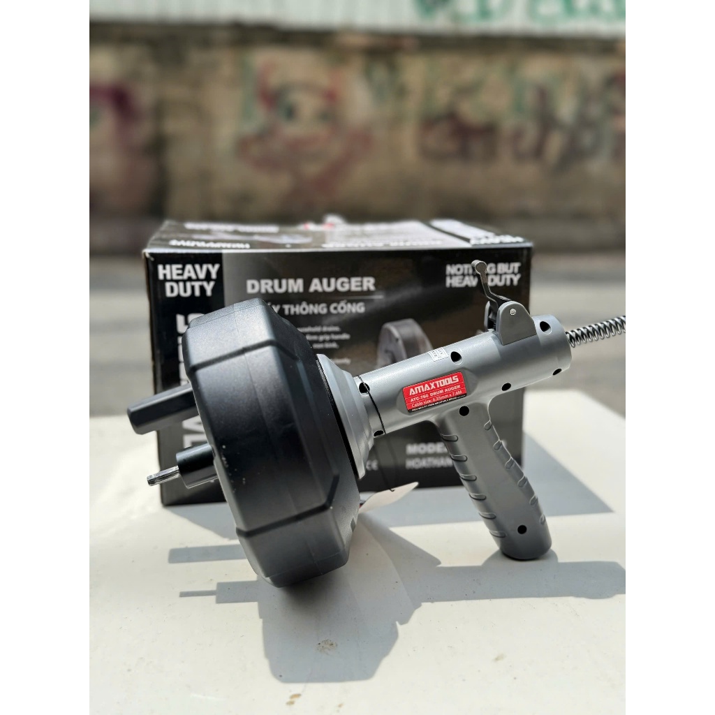 Dụng cụ thông cống Amaxtools TAC-760 chỉ sử dụng với máy khoan đầu cặp, chiều dài cáp 750cm cho lavabo, nhà tắm