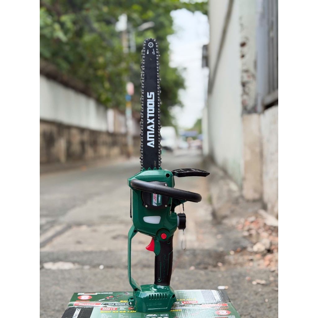 Máy cưa xích pin Amaxtools ACX31SM