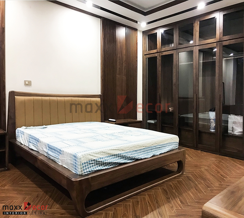 Biệt thự nội thất gỗ óc chó sang trọng tại Gia Lâm