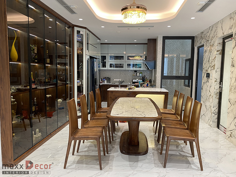 Chiêm ngưỡng độ đẹp phòng bếp ăn gỗ óc chó sau khi hoàn thiện