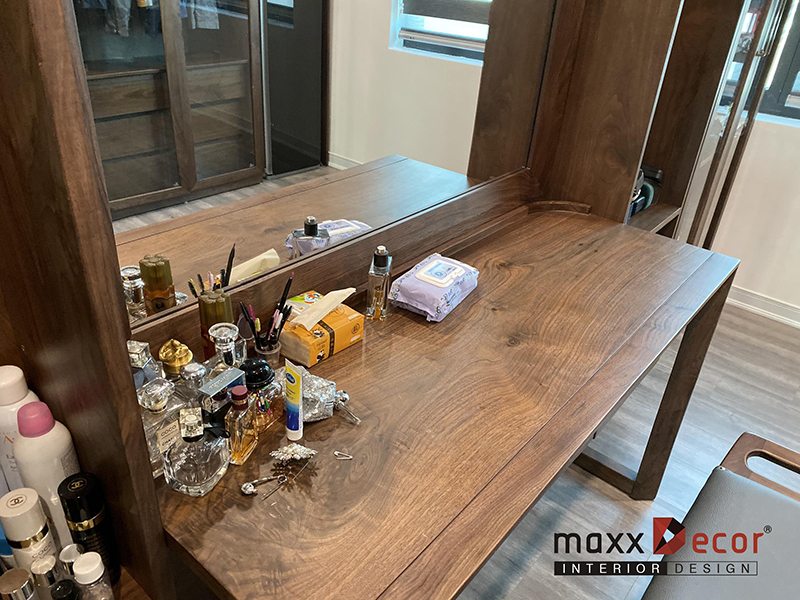 Thi công hoàn thiện nội thất gỗ óc chó Cầu Giấy Hà Nội