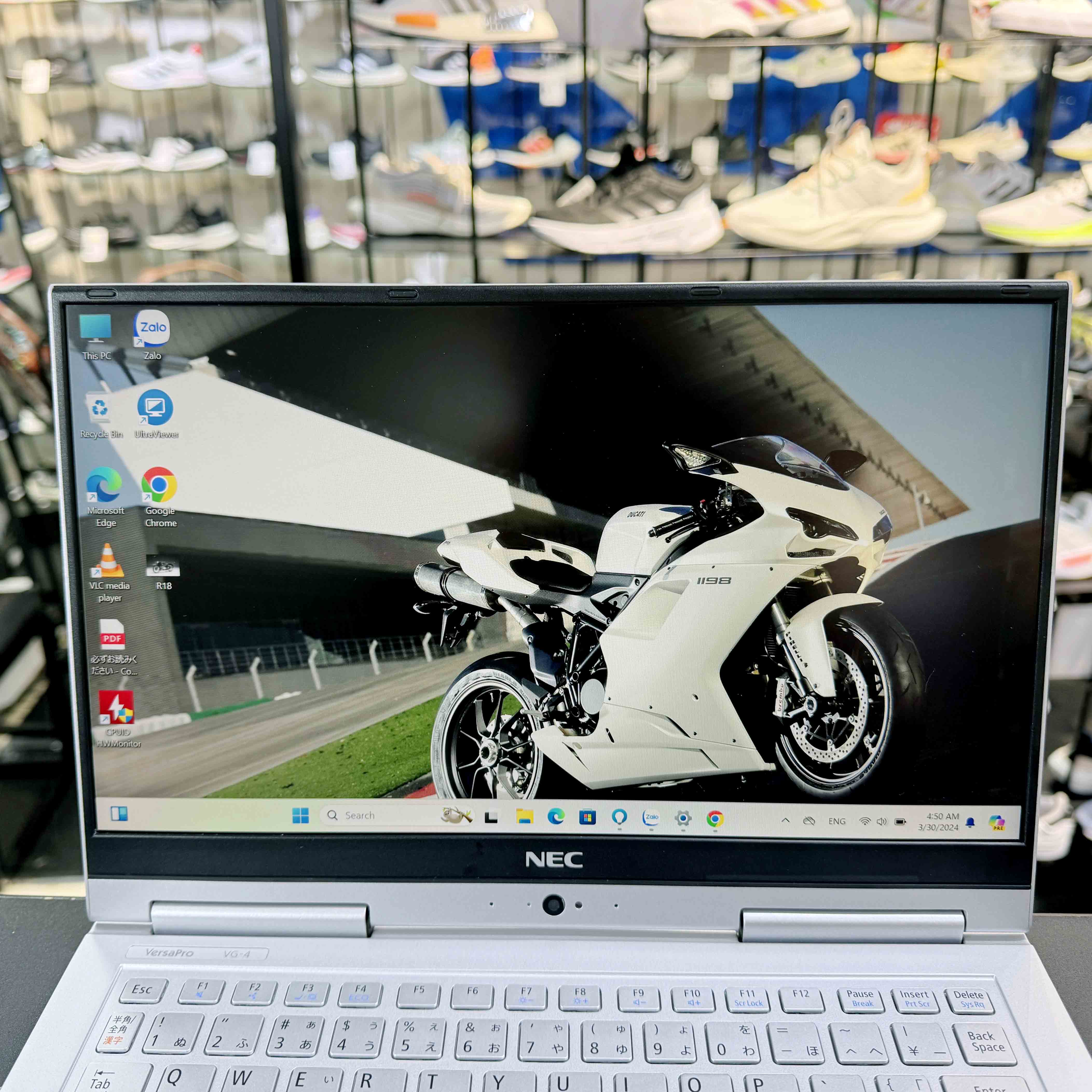 NECタッチパネル VKT16/GV-4 I5 8250U 8GB Win11 薄型 軽量 中古