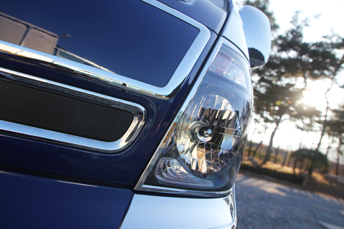 Ốp mạ xi Inox Viền Đèn Pha Xe Tải KIA K200, K250, K100, Bonggo -Hàng Auto Clover Hàn Quốc