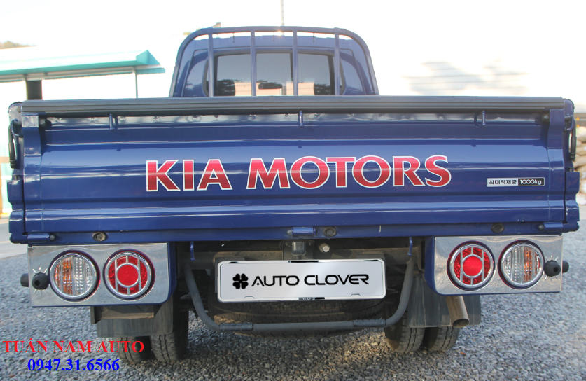 ỐP TRANG TRÍ ĐÈN HẬU, ĐÈN LÙI XE TẢI K250/ K200/ BONGGO 3