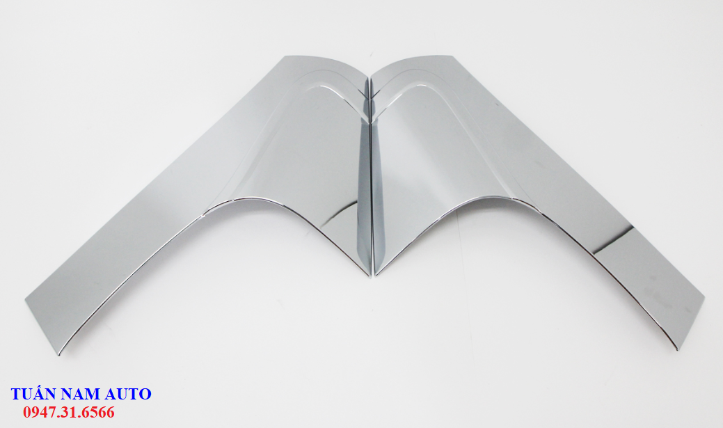 ỐP GÒ MÁ TRÊN XE TẢI KIA K250, K200, BONGGO 3