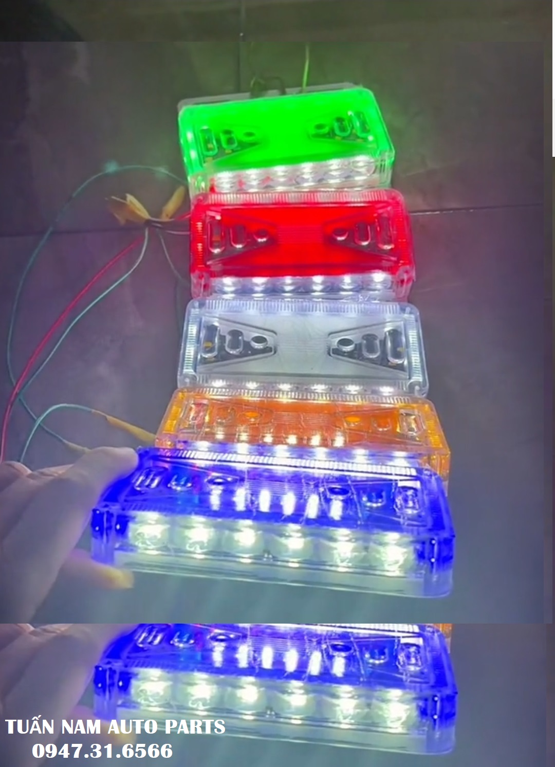 Đèn Sườn Xe Tải 3 Chế Độ Sáng Bền Đẹp 12V 24V