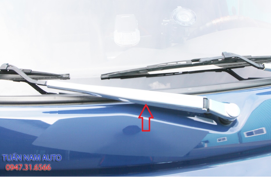 ỐP CẦN GẠT MƯA XE TẢI HYUNDAI H150, H100, PORTER II