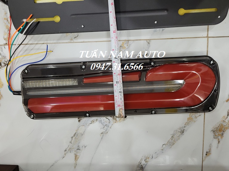 Đèn Led Hậu Sau Xe Tải BM 6 Chế Độ Sáng Điện 12V 24V