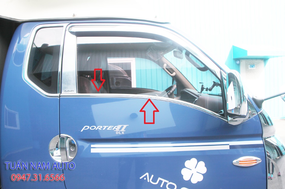 [HN] NẸP CHÂN KÍNH KIẾNG XE TẢI HYUNDAI H150, H100, PORTER II