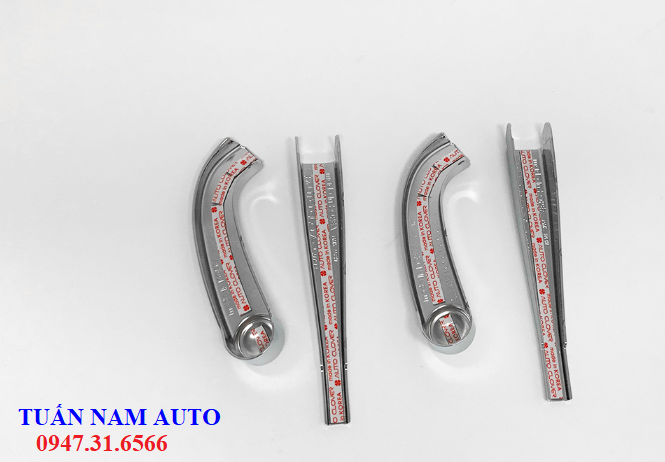 ỐP CẦN GẠT MƯA CRÔM XE TẢI MIGHTY EX8/ EX6