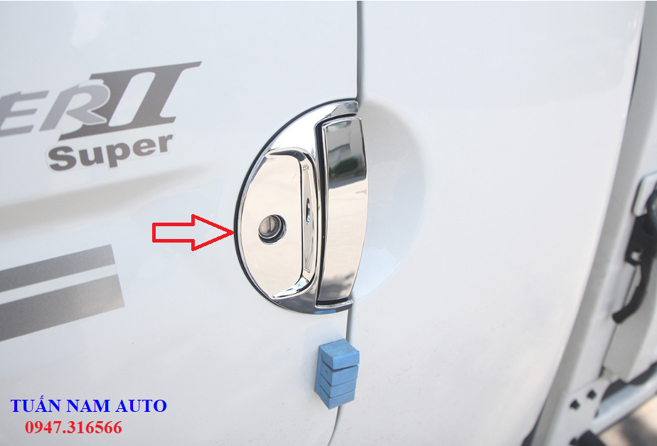 Ốp tay nắm mở cửa ngoài HYUNDAI H150 H100 PORTER II xe tải