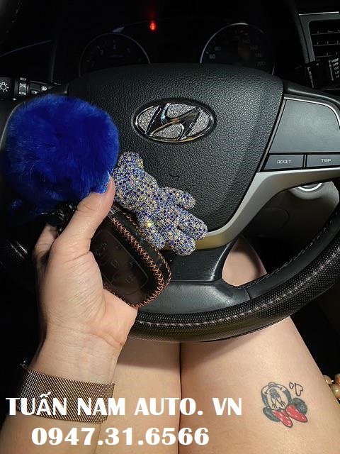 Đính đá LOGO VÔ LĂNG Ô TÔ, cho XE HƠI Mercedes, Mazda, Kia, Hyundai, Mitsubishi, Ford, Honda, Toyota Đẳng Cấp Sang Trọng