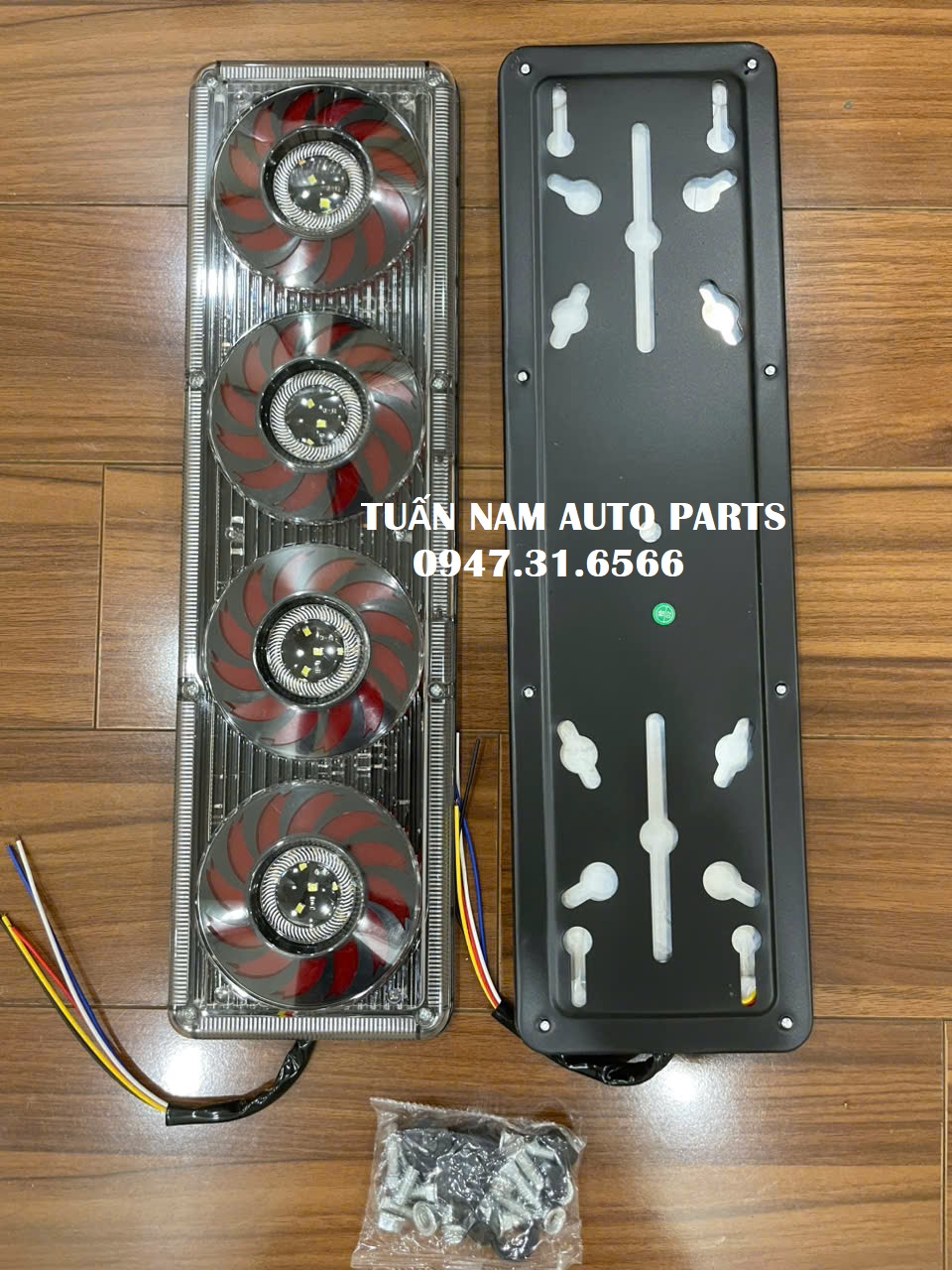 Đèn Led Hậu 4 Mắt Xoay Tròn Phong Cách Xe Tải Ben Đầu Kéo 12V-24V