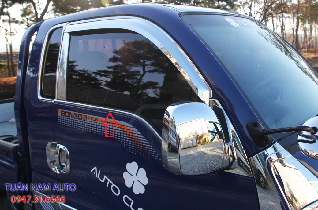 NẸP CHÂN KÍNH CỬA XE TẢI KIA K250, K200, BONGO 3 MẠ XI INOX CRÔM