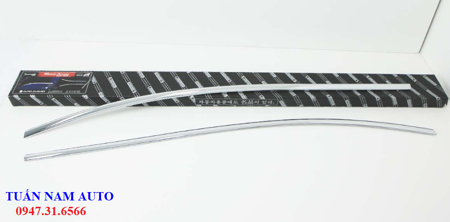 [HN] NẸP CHÂN KÍNH KIẾNG XE TẢI HYUNDAI H150, H100, PORTER II