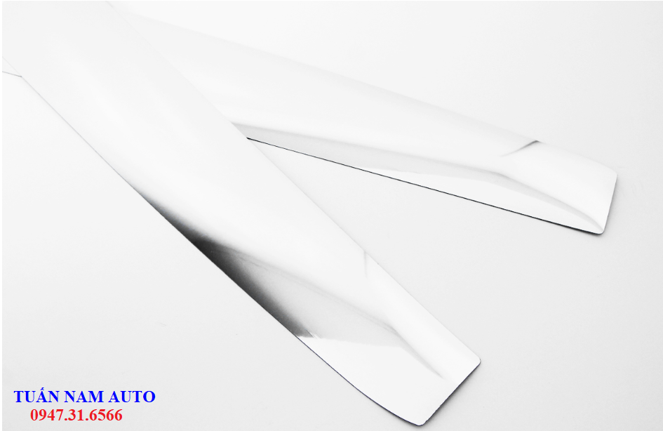ỐP CROM TRỤ B HÔNG XE TẢI HYUNDAI PORTER II, HYUNDAI H100, H150