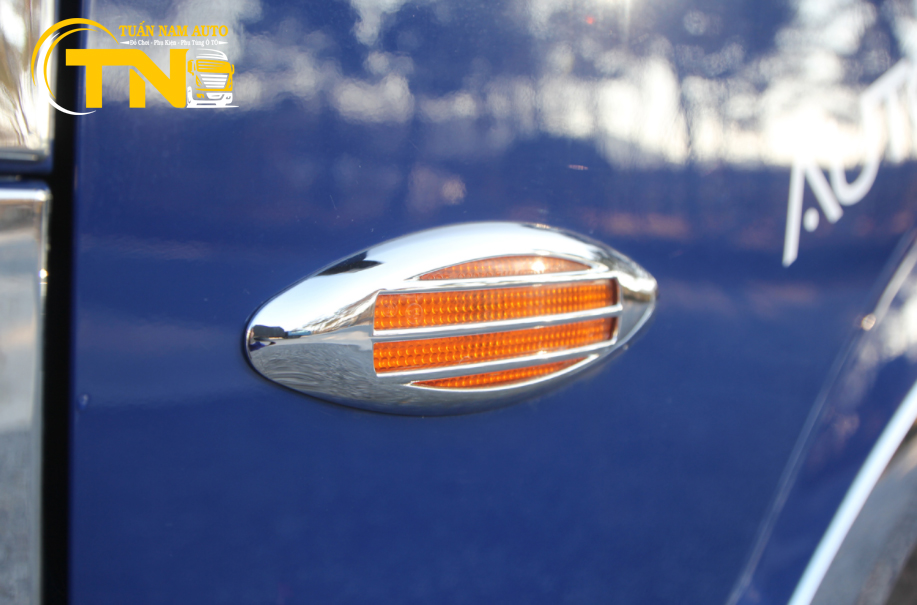 ỐP GẠT MƯA ỐP CHÂN ĂNGTEN ĐÈN TAI XE TẢI KIA K250/ K200/ BONGGO III