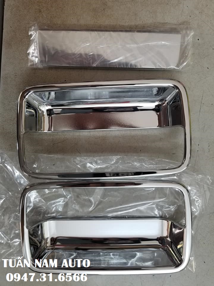 ỐP TAY MỞ NẮM CỬA XE TẢI KIA 1.4 TẤN K3000S K165 K2700 K190