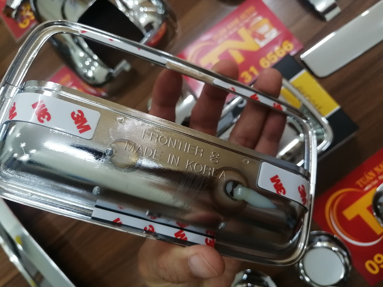 ỐP TAY MỞ NẮM CỬA XE TẢI KIA 1.4 TẤN K3000S K165 K2700 K190