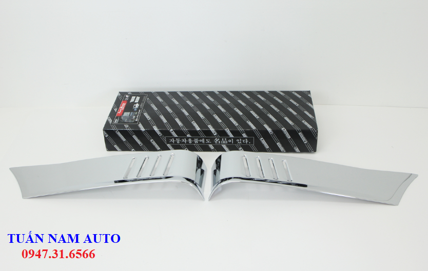 ỐP TAI XE SAU MẠ CRÔM XE TẢI H150, H100, PORTER II