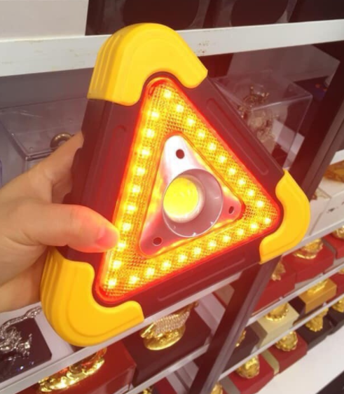 Đèn Tam Giác Cảnh Báo Nguy Hiểm Led