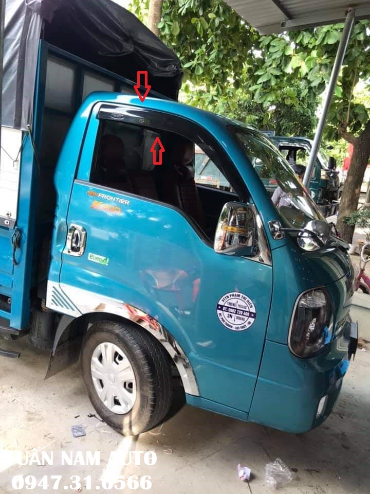 Vè Mưa Nhựa Đen Xe Tải Kia K200/ K250 /Bonggo 3
