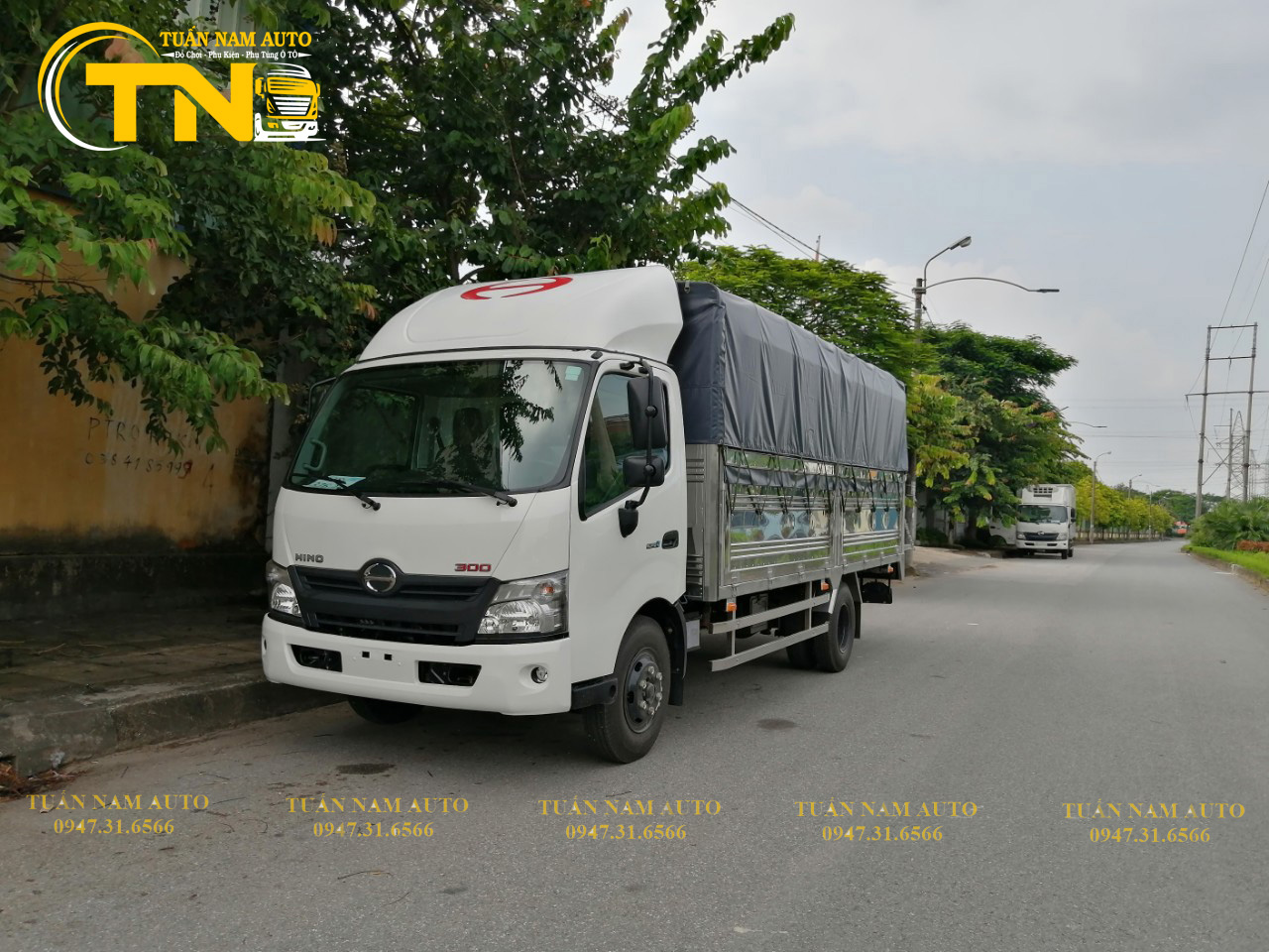 MUI LƯỚT GIÓ XE TẢI HINO 300 XZU