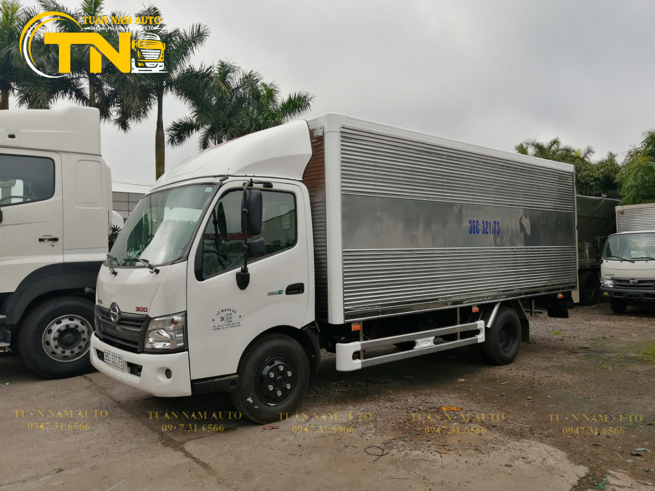 MUI LƯỚT GIÓ XE TẢI HINO 300 XZU