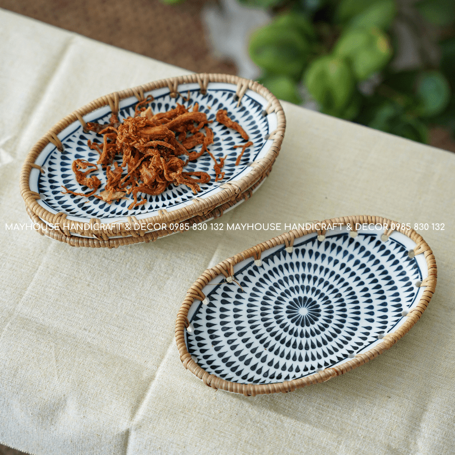 Khay sứ viền mây oval (giao hoạ tiết ngẫu nhiên)