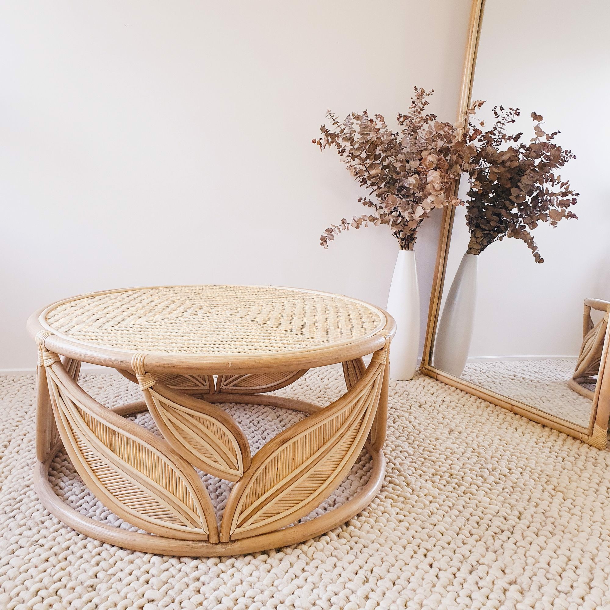 Bàn Sofa mây tròn Leaf