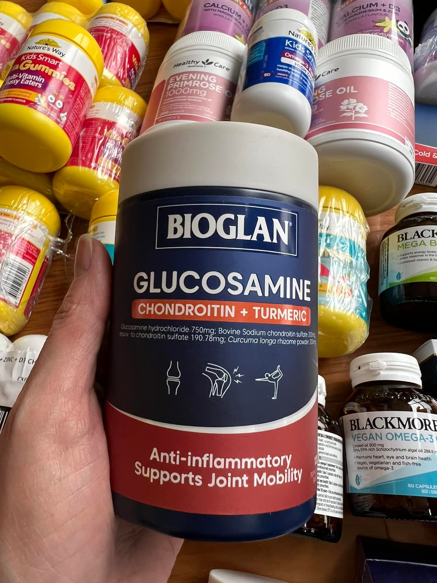Viên Uống Giúp Giảm Đau Xương Khớp Bioglan Glucosamine + Chondroitin + Turmeric – 120 Viên