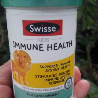 Viên Uống Hỗ Trợ Hệ Miễn Dịch Cho Trẻ Em Tư 2 Tuổi Swisse Kids Immune Health 60 Viên
