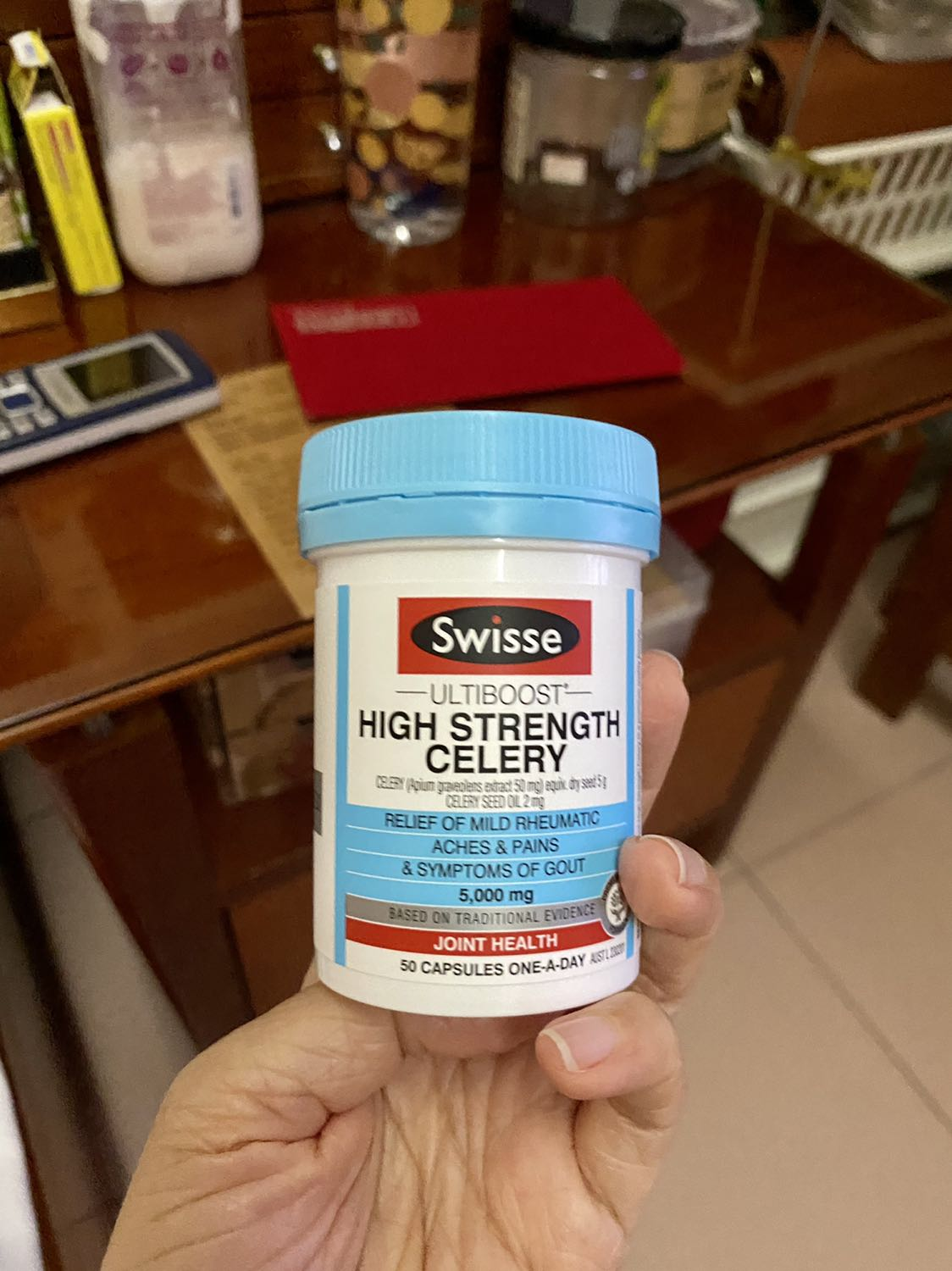 Viên uống điều trị bệnh Gout từ cần tây Swisse Cần tây 5000mg 50 Viên nang