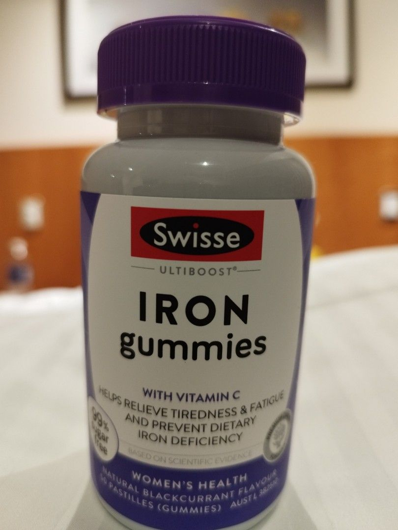 Kẹo nhai bổ sung sắt có thêm vitamin C không tanh - Swisse Iron Gummies 50 Gói