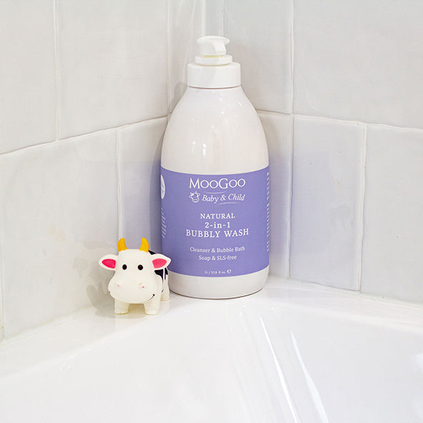 Sữa Tắm Gội Tự Nhiên MooGoo Không SLS, SULFATE Từ Cám Gạo Tạo Bọt Cho Bé 2In1 500ML - MooGoo Baby And Child 2 In 1 Bubbly Wash 500ML