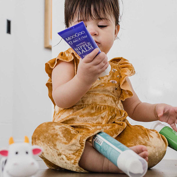 Kem Dưỡng Chống Thâm & Chống Nứt Đầu Ti MooGoo 50G - MooGoo Nipple Balm 50g