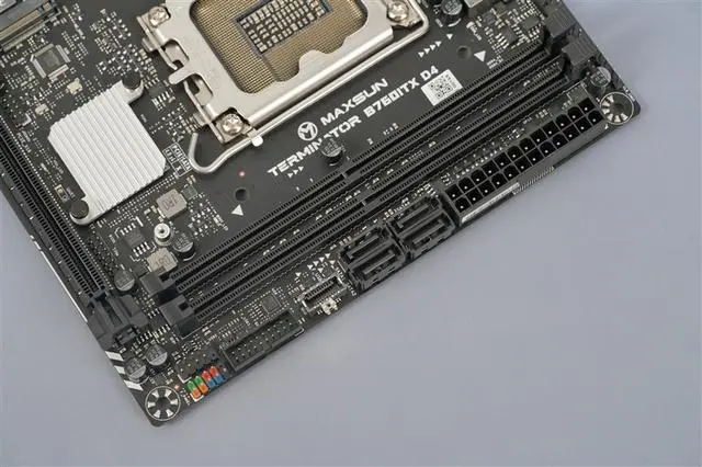 MAINBOARD MAXSUN Terminator B760ITX D4 WIFI