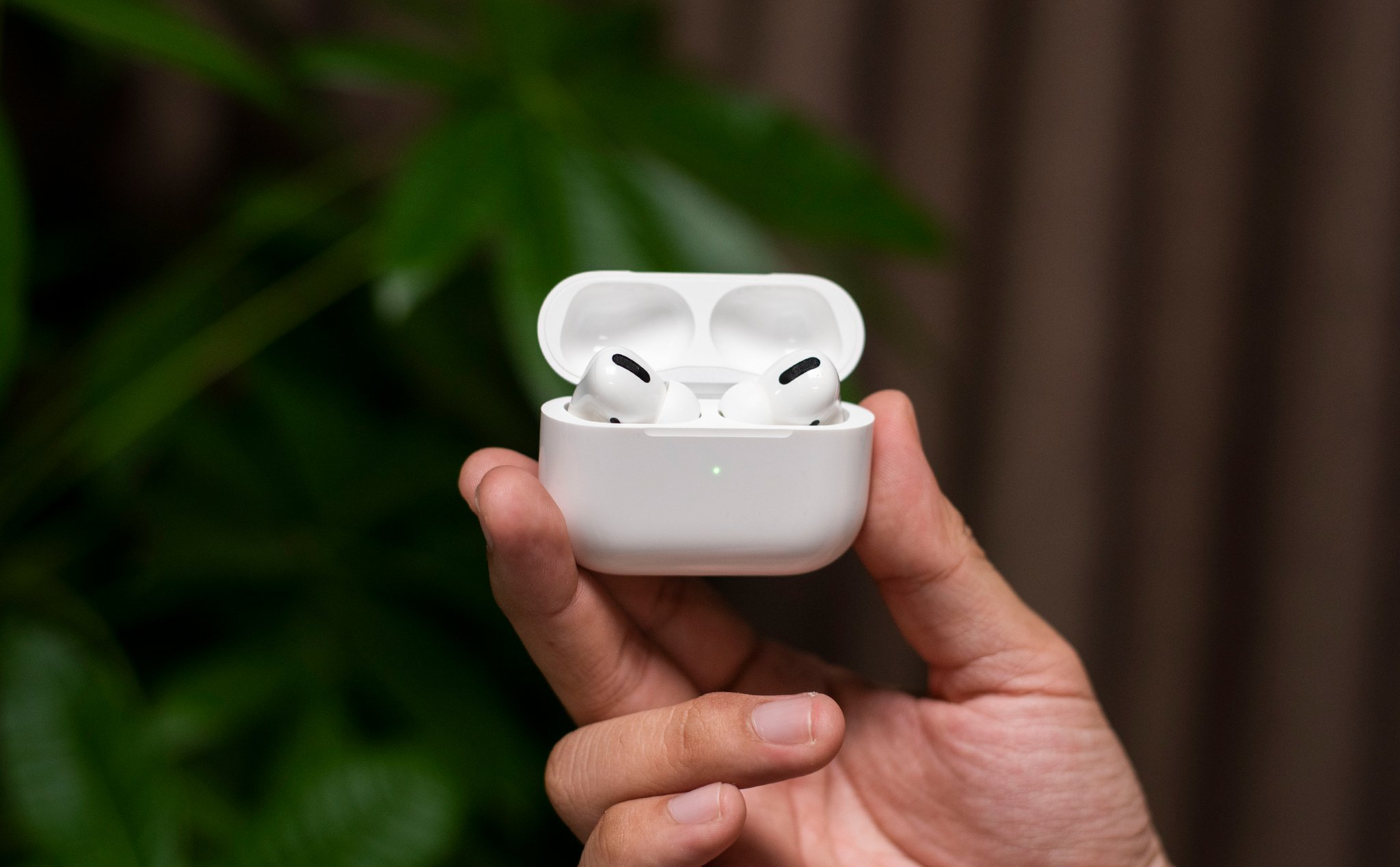 Hướng Dẫn Vệ Sinh Tai Nghe AirPods Cực Đơn Giản