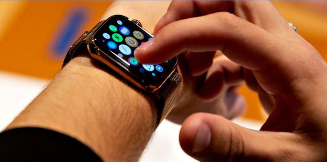 Apple Watch 2021 được trang bị thêm Touch ID và Camera ẩn dưới màn hình