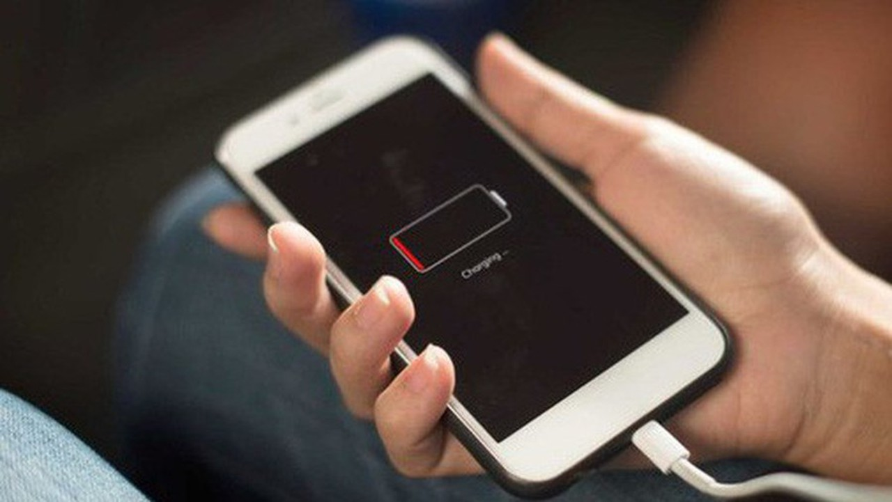 IPhone không nhận sạc | Nguyên nhân và cách khắc phục