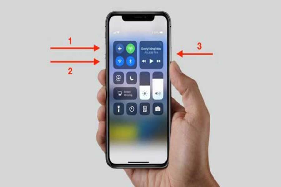 Giữ nút nguồn và nút âm lượng