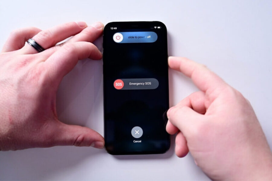 Khởi động lại iPhone X