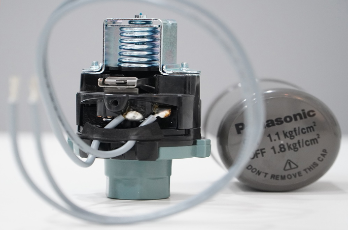 RƠ LE MÁY BƠM TĂNG ÁP CÓ MẤY LOẠI?