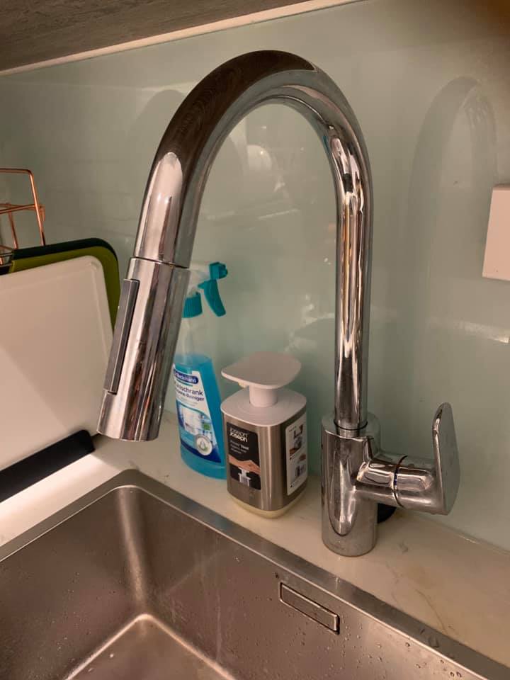 VÒI RỬA BÁT HANSGROHE FOCUS 240 (CÓ THỂ KÉO DÀI)