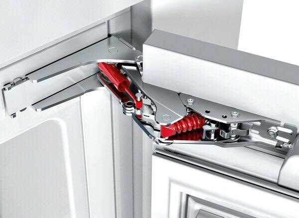 Tủ đông âm BoschGIN81ACF0